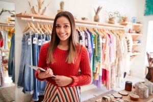Como Abrir Sua Loja De Roupas E Conquistar O Mercado Guia Completo Para O Empreendedor De Moda - Abrir Empresa Simples